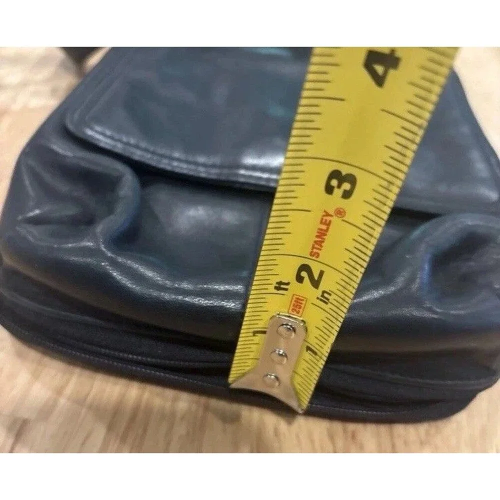 Coldwater Creek Black Leather Crossbody Organizer Handbag purse Bag 7”x9”